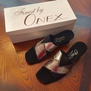 Onex Stylish Black and Metallic Heels
